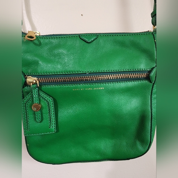 Green Leather Crossbody Bag - Picture 2 of 8